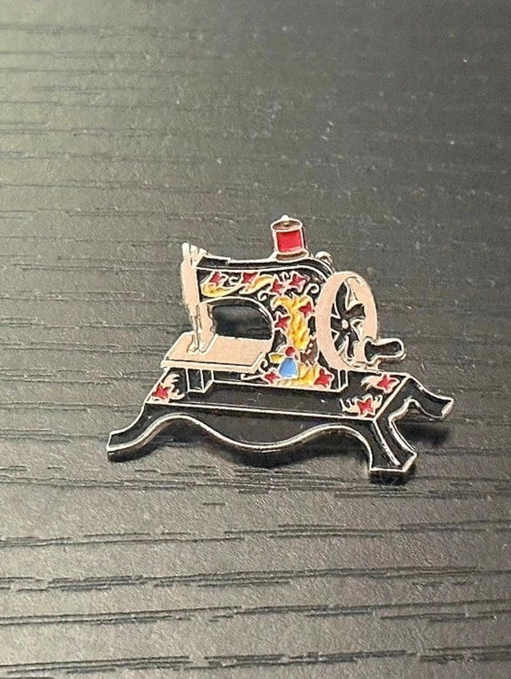 Vintage Clotilde #3 Toy 1910 Sewing Machine Enamel